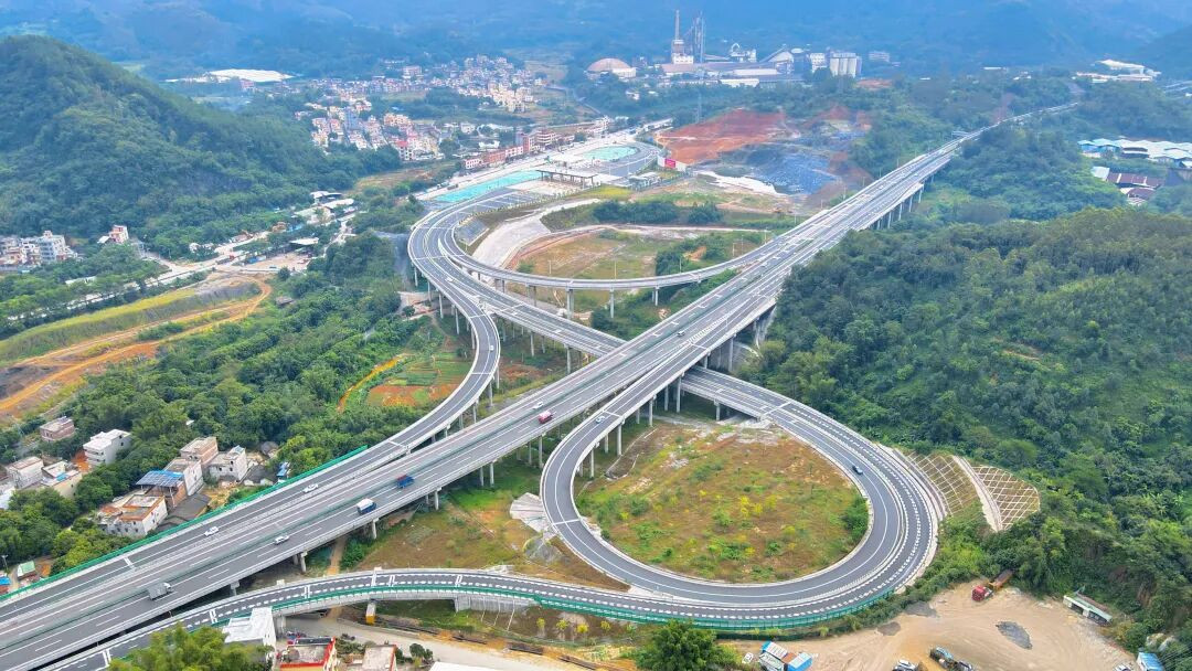 云浮西互通立交项目航拍