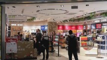 广东发布离境退税指南 入境购物单笔满200元享“即买即退” 广东发布离境退税指南 入境购物单笔满200元享“即买即退”