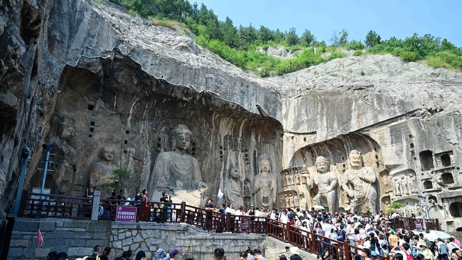 Xi Story: The ancient stone slab etched on Xi's memory