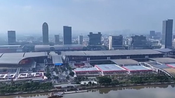 差异化创新产品惊艳全球客商 这届广交会首期获开门红