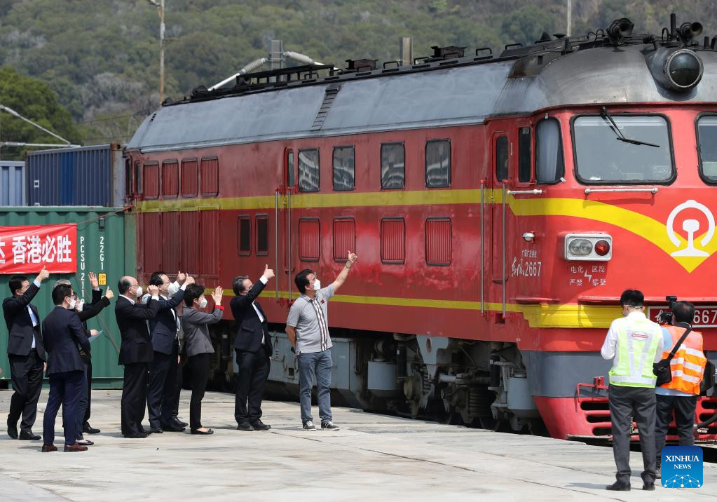 Freight train sends anti-virus materials to Hong Kong