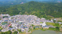 黄楚平参加省十四届人大二次会议韶关代表团审议 黄楚平参加省十四届人大二次会议韶关代表团审议