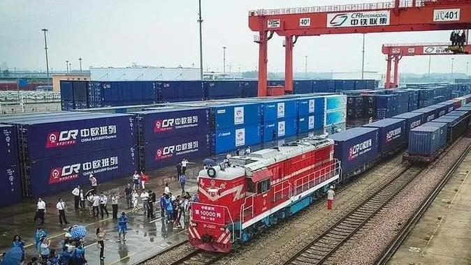 外交部：中欧班列是“一带一路”倡议的标志性成果