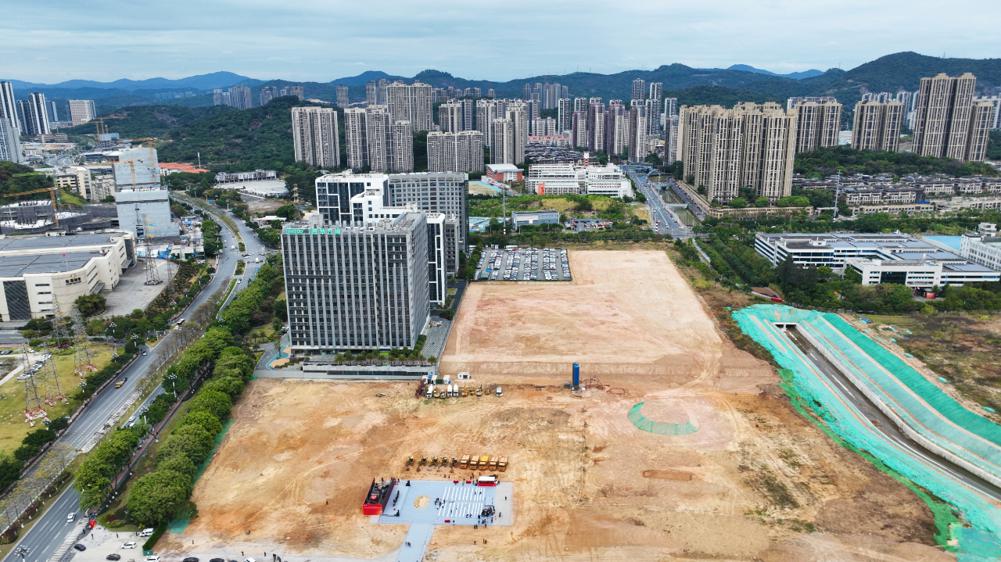 Huangpu begins construction on 117 projects with 147.1b yuan investment