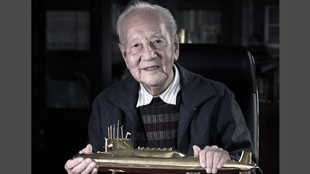 Huang Xuhua, chief designer of China's first-generation nuclear submarines passes away at 99