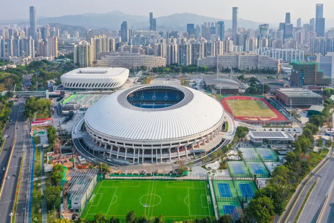 深圳市体育中心体育馆。图片来源：十五运会广东赛区执委会