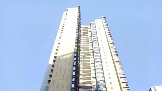 依然悬在头顶的痛：高空坠物抛物频发背后的“罚”与“防”