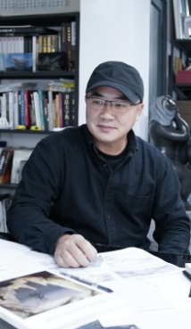 “拿奖拿到手软”的他,是广东舞美设计界的低调“大神” “拿奖拿到手软”的他,是广东舞美设计界的低调“大神”