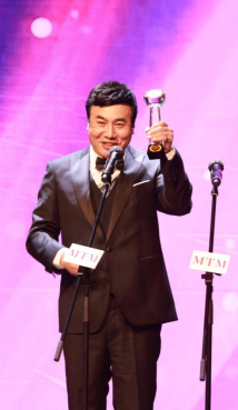 演员白永成:舞台是我的人生主场 演员白永成:舞台是我的人生主场