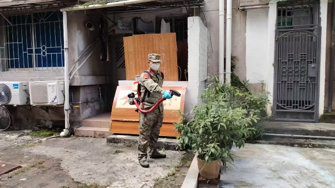 冲在防蚊灭蚊第一线！基干民兵助力“两热”防控攻坚战