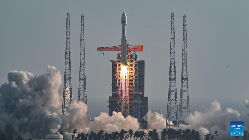 China's Long March-8A rocket launches new internet satellite group