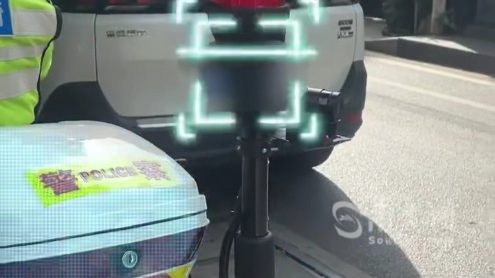 广州车主注意！交警启用“移动电子眼”，发现违停自动抓拍