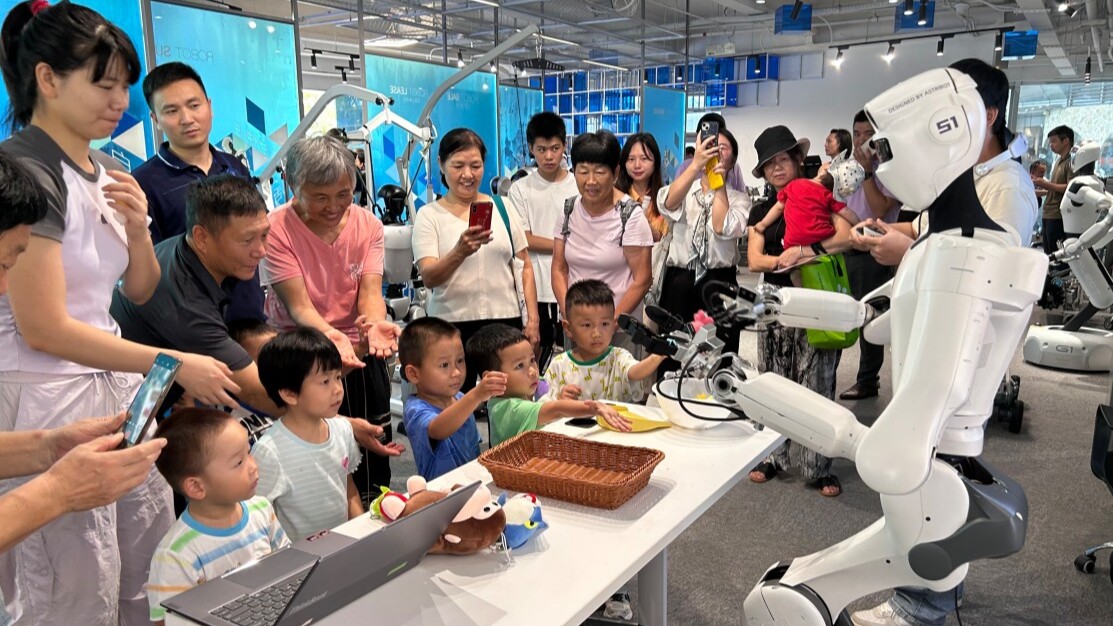 Ouverture du premier magasin de robots « 6S » à Shenzhen