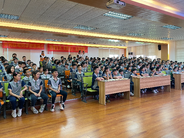 4月16日 02冼可澄学校开展反邪教主题宣传教育活动.jpg