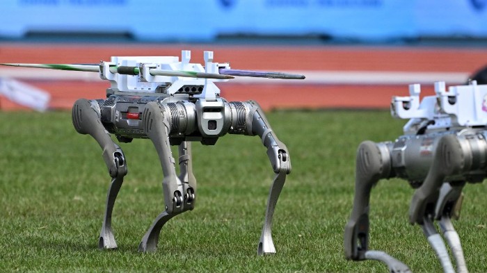 “小海豚”的全运日记：我的好搭档是只“机器狗”