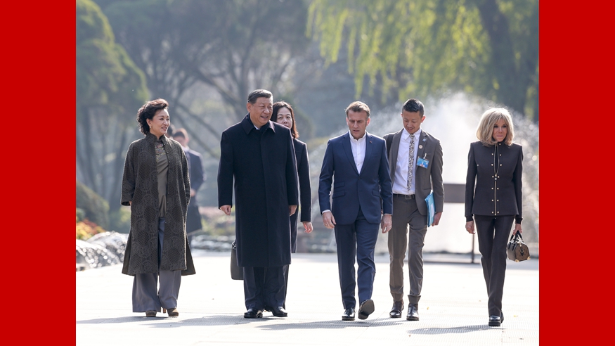 Chine : entretien amical entre Xi Jinping et Emmanuel Macron à Chengdu