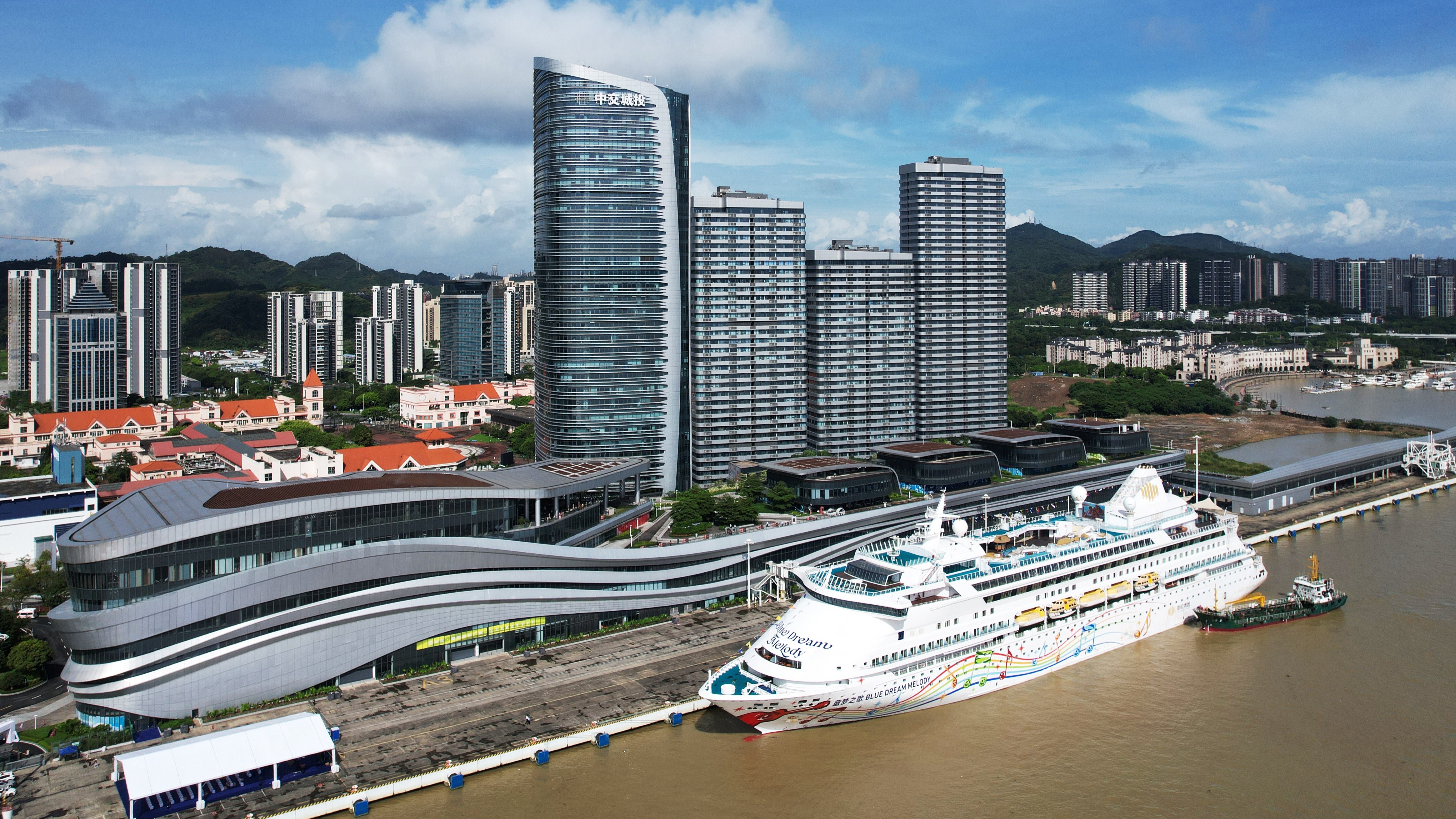 两部门发文：鼓励五星红旗邮轮积极开发国内沿海航线