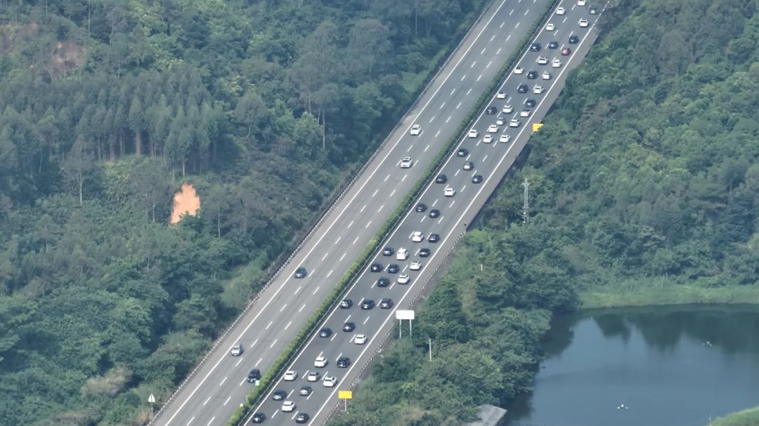 广东交警：返程高峰来了！有150个易堵点位