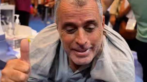 How's the robot's "massage" technique at Canton Fair? A real treat!