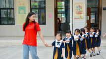 广东10年投入超50亿元实施“强师工程” 广东10年投入超50亿元实施“强师工程”