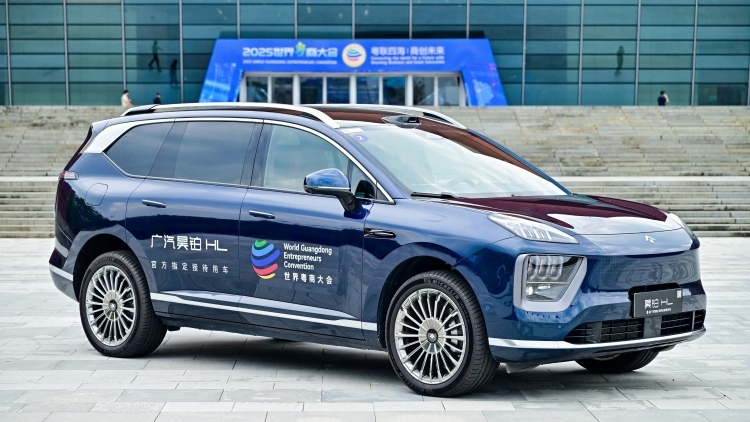 广汽昊铂成2025世界粤商大会指定用车