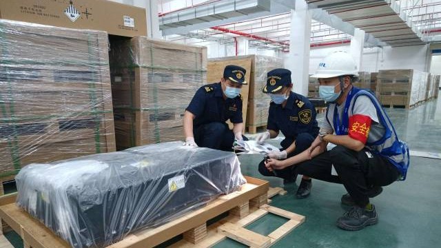 今年上半年广东出口锂电池超7亿个