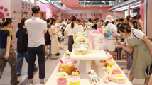 漫博会来电|多家企业拿下亿元订单,漫博会激活潮玩产业新动能 漫博会来电|多家企业拿下亿元订单,漫博会激活潮玩产业新动能