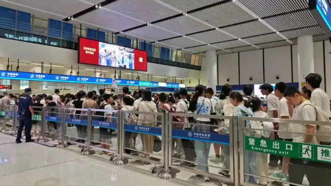 创周末客流新高！深港陆路口岸单日客流均破百万