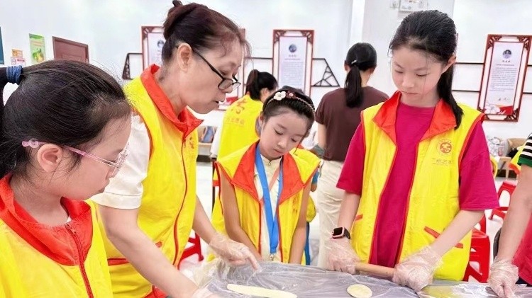 以“志愿红”赋能广东高质量发展——全省深入开展志愿服务工作综述