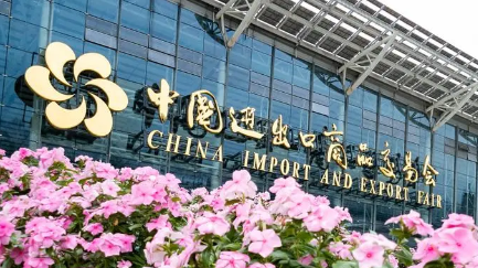 广交会激活大湾区消费市场 万商云集催热“会展经济”