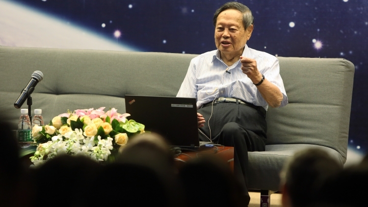 纪念杨振宁先生：一组他与广东的珍贵历史影像