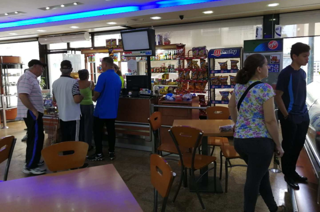 △委内瑞拉首都加拉加斯的早餐店。