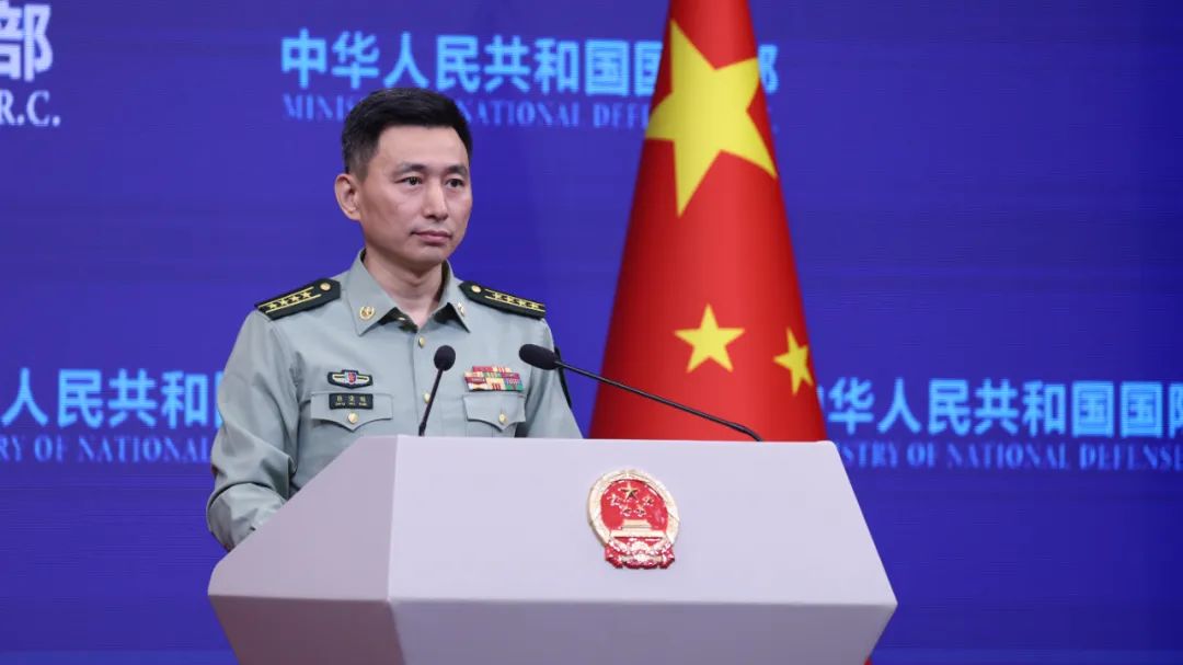 國防部：正告菲方停止以任何方式?jīng)_撞中方核心利益
