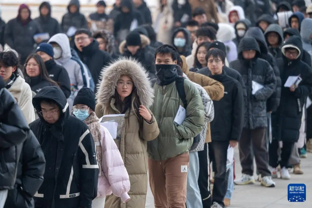 考研现场（图源：新华社）。