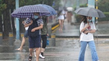 上班雨来了!广州多区发布雷雨大风黄色预警 上班雨来了!广州多区发布雷雨大风黄色预警