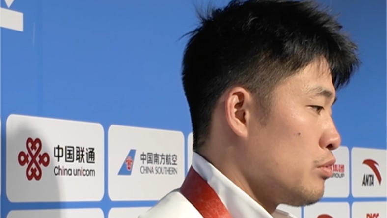 全运时刻｜吴易昺2比1胜商竣程，浙江首夺全运会网球男单金牌