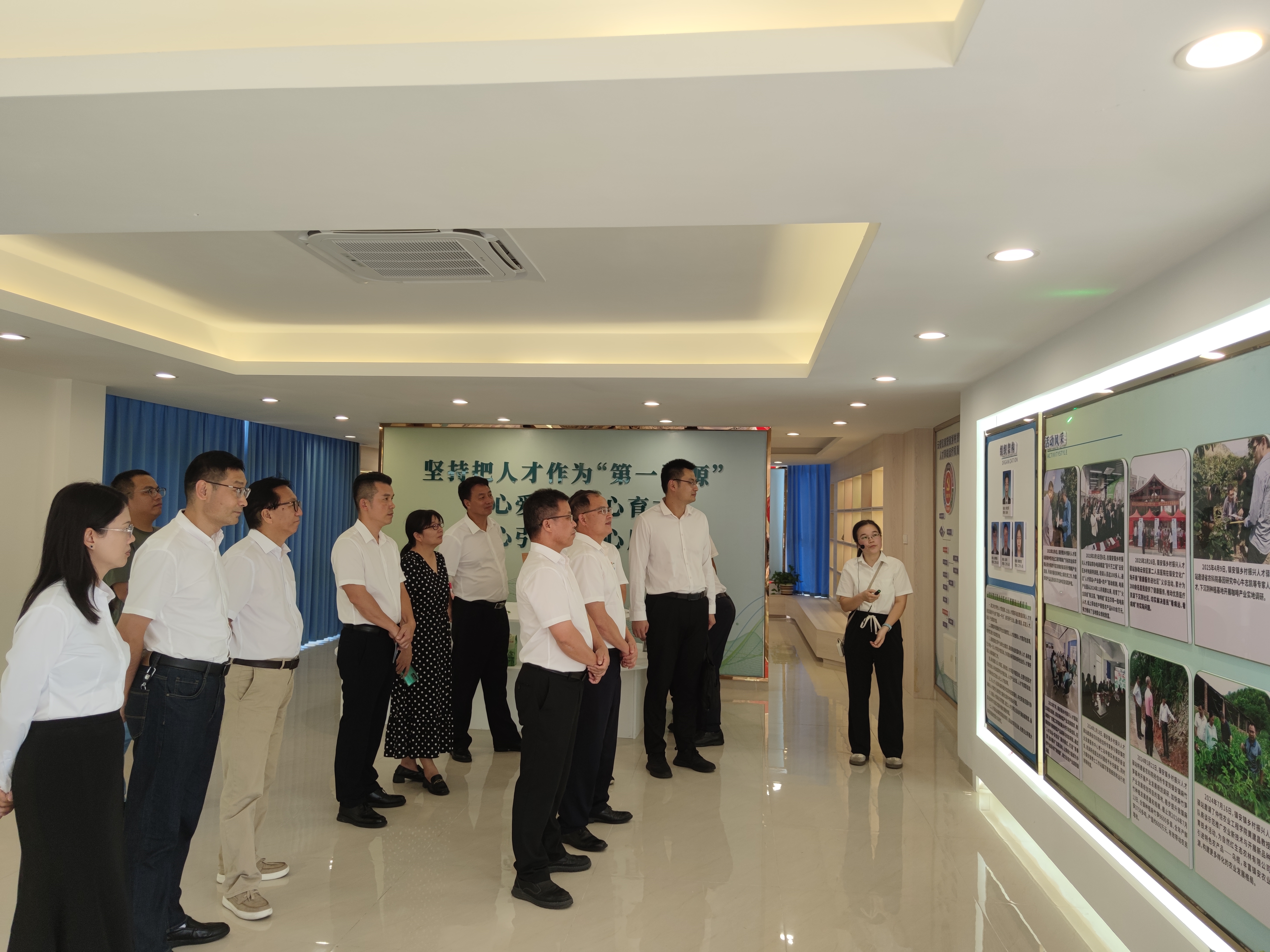 云安区镇安镇与广东海洋大学“双向奔赴”共促咖啡产业高质量发展