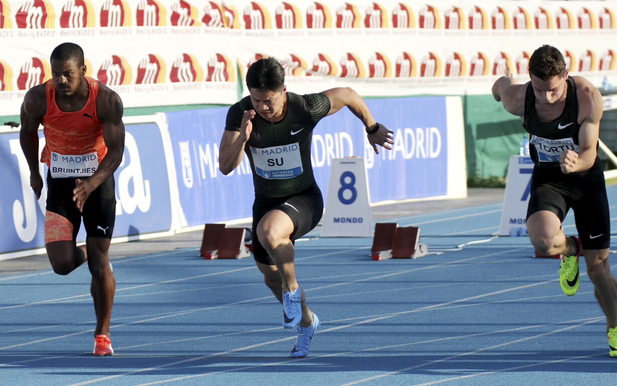 2018年6月22日,国际田联世界田径挑战赛马德里站,中国选手苏炳添以9秒91的成绩获得男子100米冠军。(图 新华社)