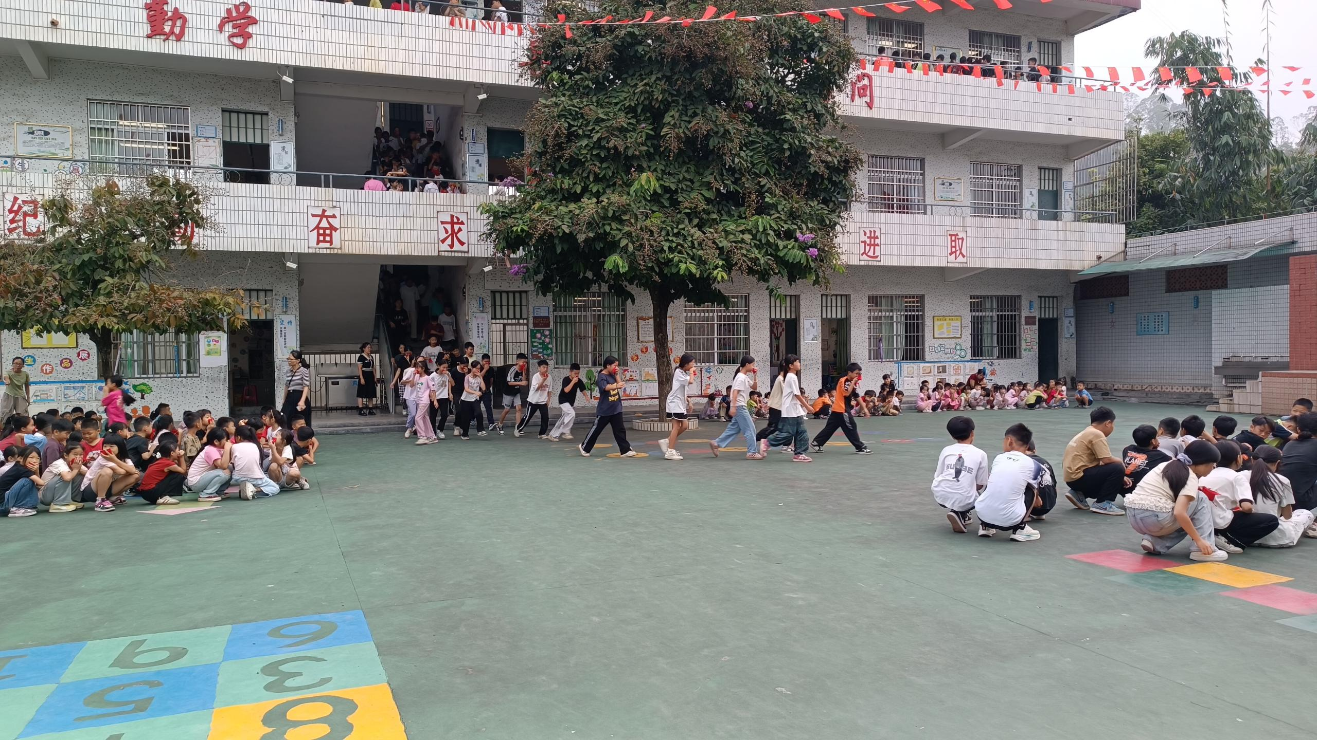 云安区组织开展“国际减灾日”应急演练活动