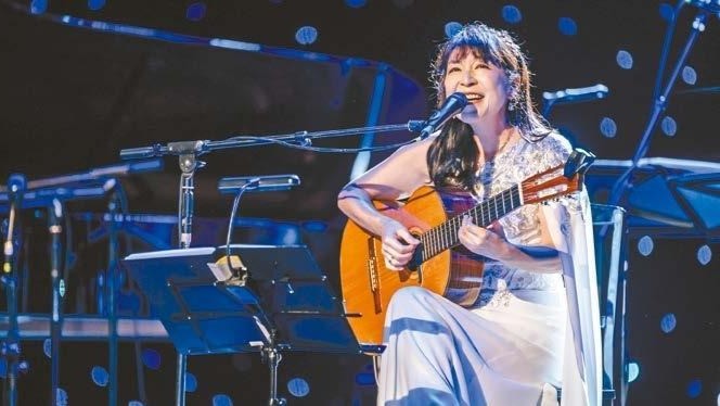 Relive classic films amidst Lisa Ono's music