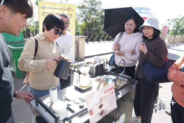 咖啡师职业技能大赛吸引超6万人次群众观赛观展