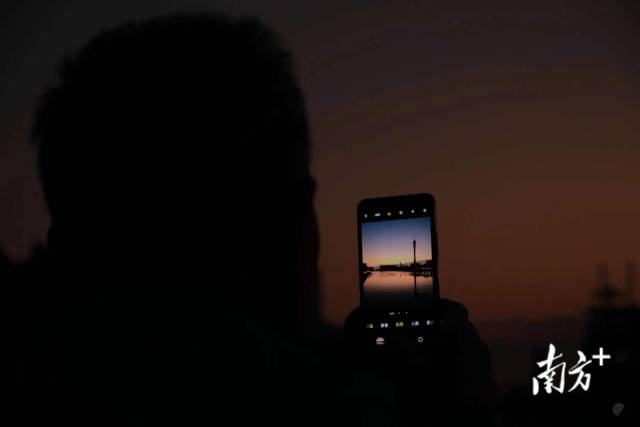 南方+ 吴伟洪 拍摄