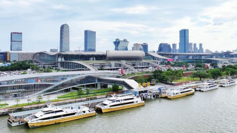 受台风“蝴蝶”影响，6月14日、15日琶洲港部分航班暂停