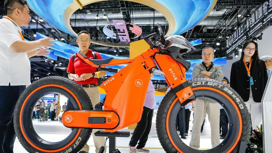 China's service trade fair wraps up with bountiful achievements