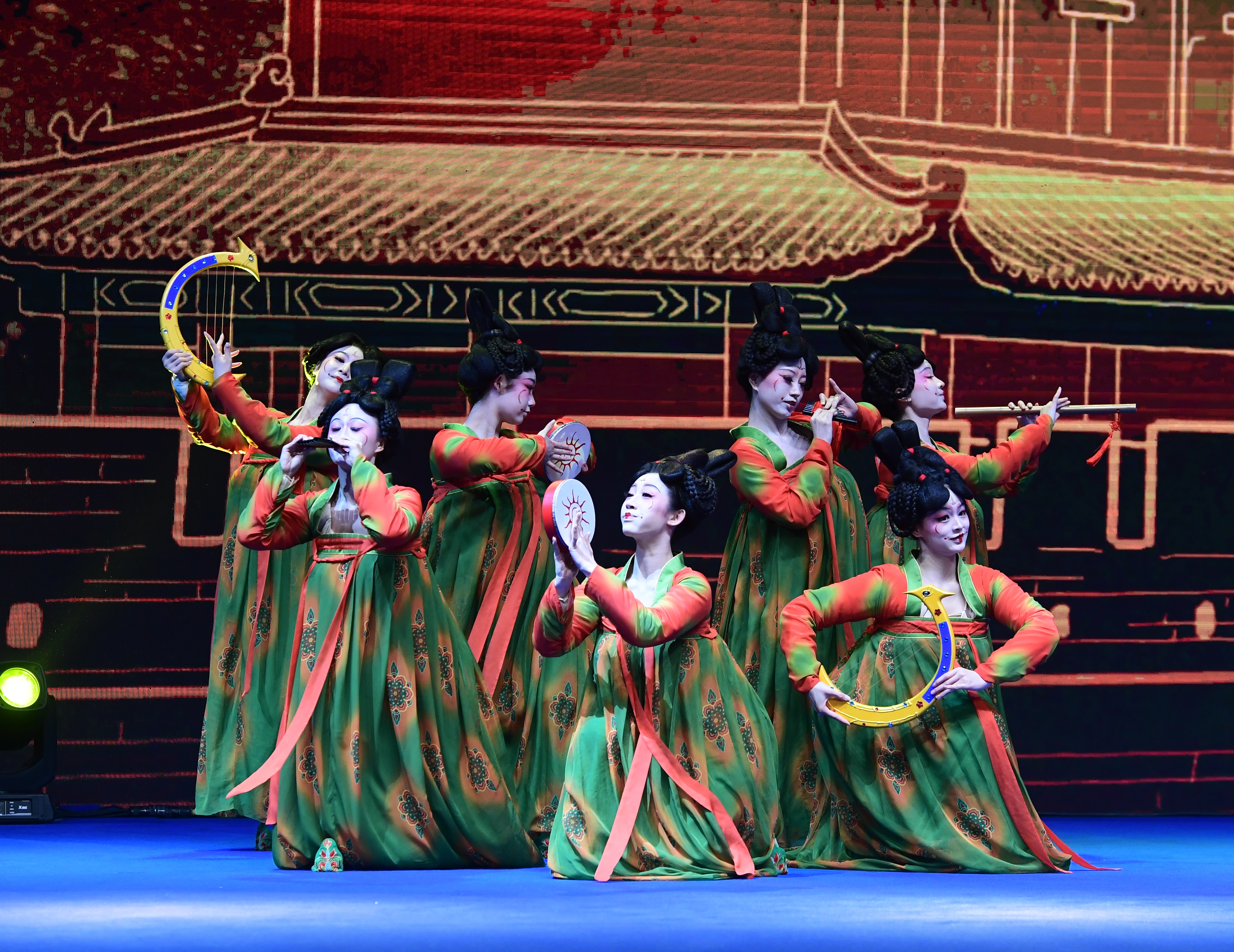 郑州歌舞团图片