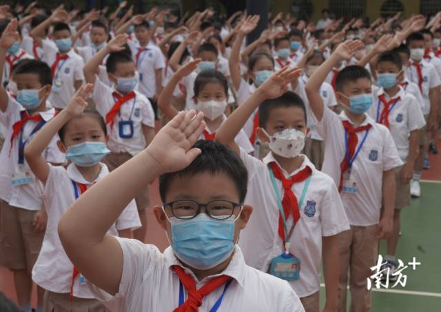 南方+ 王俊涛 拍摄