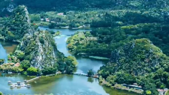 Enjoy the "natural oxygen bar" in Zhaoqing's Dinghu Mountain