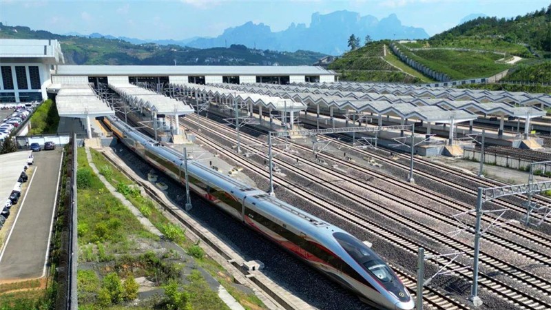 Le train à grande vitesse crée un « couloir culturel »
