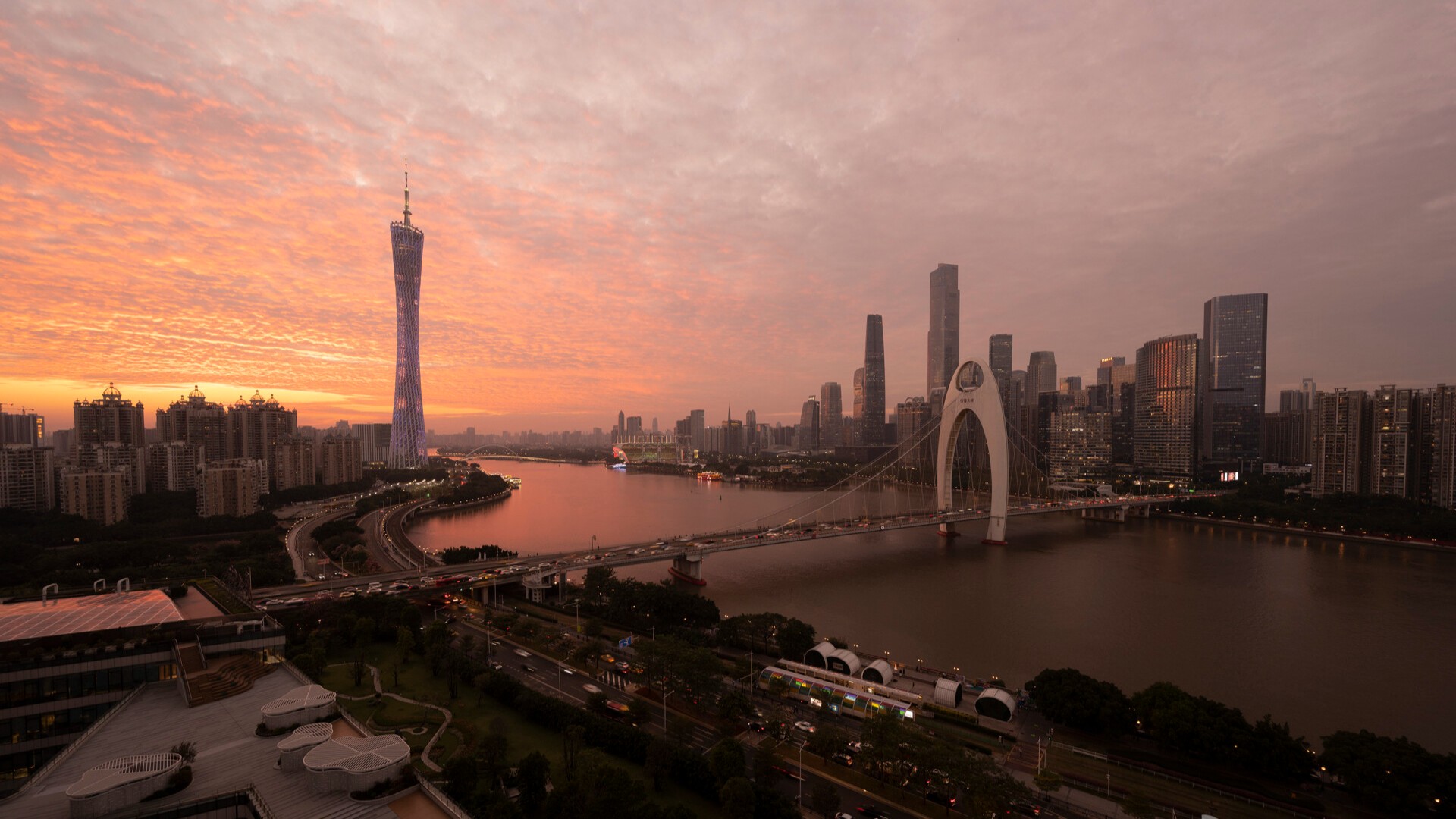 Fish scale clouds adorn Guangdong skies amid Typhoon Connie