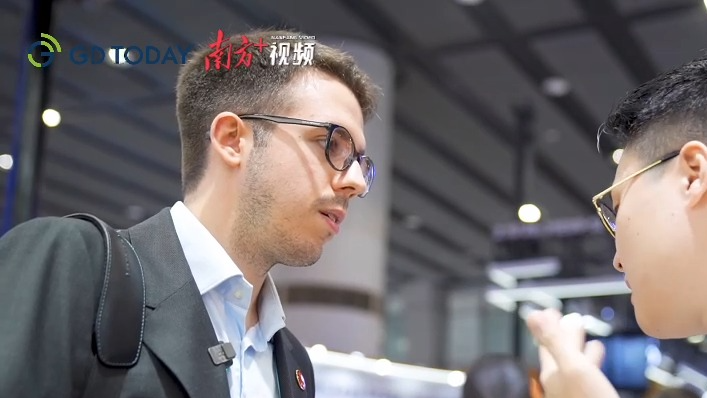 Hispanic project manager builds connections with Chinese companies at Canton Fair